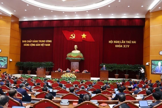 Thông cáo báo chí về ngày làm việc thứ hai Hội nghị Trung ương 2 khoá XIV