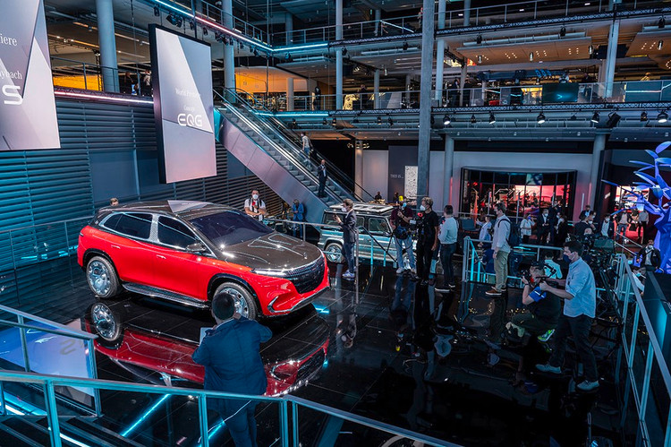 Mercedes-Benz tổng tấn công làng xe điện với loạt xe "bom tấn" ảnh 4