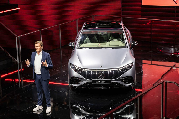 Mercedes-Benz tổng tấn công làng xe điện với loạt xe "bom tấn" ảnh 12