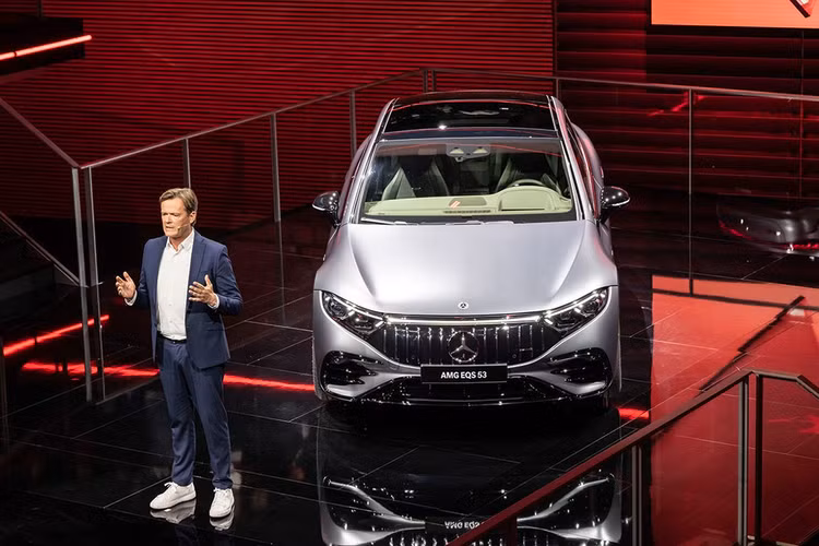 Mercedes-Benz tổng tấn công làng xe điện với loạt xe "bom tấn" ảnh 12