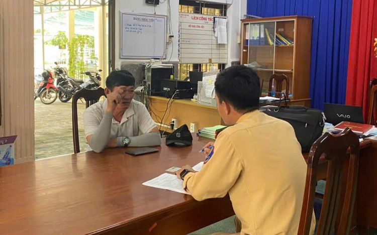 Ông Nguyễn Văn Thanh thừa nhận hành vi vi pham khi làm việc với Đội CSGT đường bộ khu vực Khánh Vĩnh.