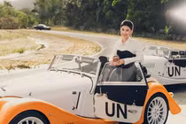 Ngắm Morgan Plus Six màu lạ của "Qua" Vũ tại Tây Nguyên
