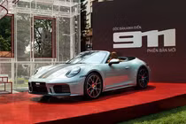 Đại gia Hà Nội chi hơn 10 tỷ tậu Porsche 911 2025 mui trần