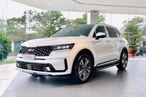 Giá xe Kia Sorento 2025 tại Việt Nam chỉ còn dưới 900 triệu 