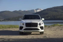 Bentley Bentayga Speed 2026 ra mắt với động cơ V8 mạnh mẽ