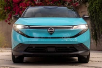 Nissan Leaf 2026 lột xác ngoạn mục, thách thức cả Tesla