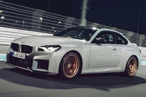 BMW M2 CS 2026 - hiệu suất vượt trội, "giảm cân" kỷ lục