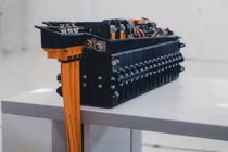 Pin xe điện sạc đầy chỉ trong 18 giây sắp ra mắt