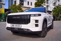 Jaecoo J7 PHEV - SUV Trung Quốc có gì thách thức xe Nhật, Hàn?