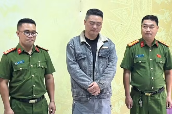 Khởi tố đối tượng vận chuyển hàng lậu qua biên giới