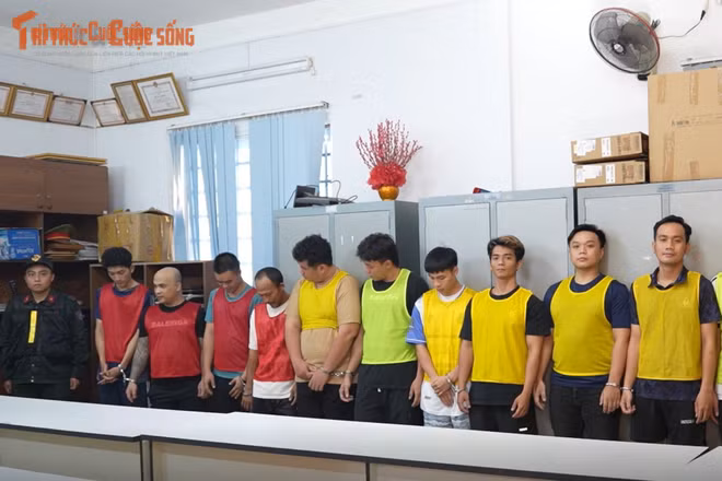 Khởi tố thêm 12 bị can trong đường dây cá độ bóng đá hơn 3.500 tỷ đồng