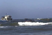 Chìm tàu chở than trên biển Hà Tĩnh, 10 thuyền viên mất tích