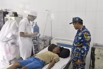Cứu sống ngư dân bị đột quy khi đang hành nghề trên biển