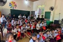 Cảm động lễ khai giảng tại điểm trường đặc biệt giữa núi rừng Hà Tĩnh