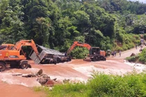 Mưa trắng trời, xã biên giới tỉnh Nghệ An thiệt hại nặng nề