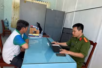 Đột kích, bắt quả tang 12 đối tượng đánh bạc ở Khánh Hoà