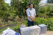 Phát hiện đối tượng vận chuyển gần 1.500 bao thuốc lá lậu ở Đồng Tháp