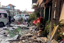 Xe lu mất phanh gây tai nạn trên đường liên xã ở Đồng Nai