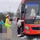 Nguy cơ mất an toàn từ xe khách nhồi nhét dịp Tết Bính Ngọ 2026
