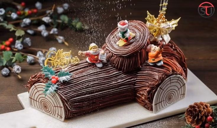 Bánh khúc cây Yule Log – từ nghi thức cổ xưa đến món tráng miệng hiện đại. Món ăn này có nguồn gốc từ khúc gỗ lớn đốt lên trong lễ Yule của Các sắc tộc German, về sau biến thành chiếc bánh cuộn trang trí như khúc cây. Ảnh: Pinterest.