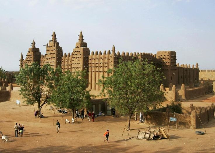 Biểu tượng của Mali. Hình ảnh Đại Thánh đường Djenné xuất hiện rộng rãi trong các ấn phẩm, trở thành niềm tự hào của đất nước Mali. Ảnh: Pinterest.