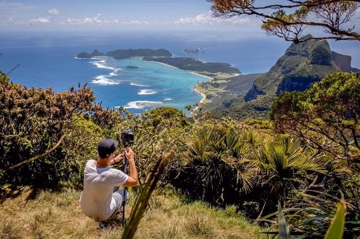 Giới hạn số lượng du khách ghé thăm. Lượng khách đặt chân đến quần đảo Lord Howe được kiểm soát nghiêm ngặt nhằm bảo vệ môi trường tự nhiên mong manh của đảo. Ảnh: Pinterest.
