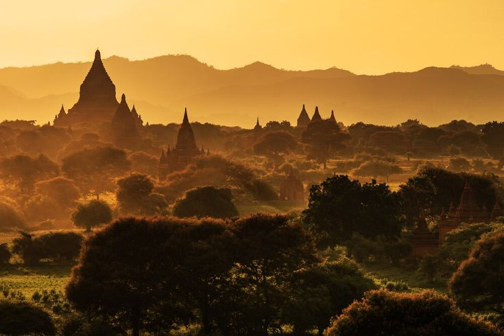 Được UNESCO công nhận Di sản Thế giới. Năm 2019, Bagan chính thức được UNESCO ghi danh là Di sản Thế giới nhờ giá trị nổi bật về khảo cổ, kiến trúc và tôn giáo. Ảnh: Pinterest.