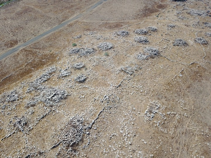 Được người Do Thái gọi là Gilgal Refaim. Tên Hebrew này có nghĩa là “vòng tròn của những người khổng lồ”, gắn với truyền thuyết cổ xưa. Ảnh: biblewalks.com.