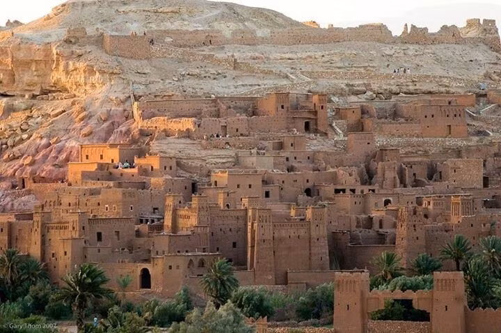 Phim trường của nhiều bom tấn. Nơi đây xuất hiện trong các bộ phim như Gladiator, The Mummy và series Game of Thrones. Khung cảnh cổ kính, gần như không bị hiện đại hóa, giúp bối cảnh lịch sử trở nên chân thực và ấn tượng. Ảnh: Pinterest.