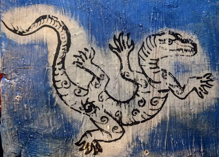 Moʻo là thần bảo vệ nước. Chúng thường gắn liền với ao, hồ, suối và thác, được xem là linh hồn trông coi nguồn nước trong tự nhiên. Ảnh: tumblr.com.