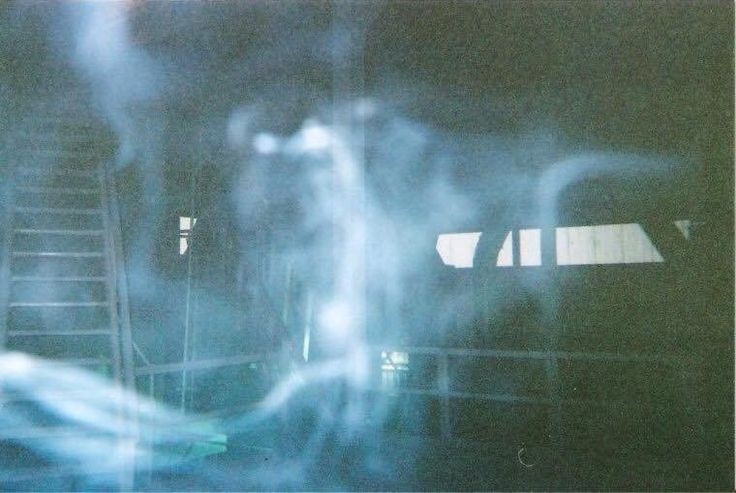 Vai trò trong nghi lễ ma thuật. Trong một số truyền thuyết, các thầy pháp có thể cầu khẩn Nzambi để tạo ra đội quân xác sống phục vụ họ. Ảnh: Pinterest.