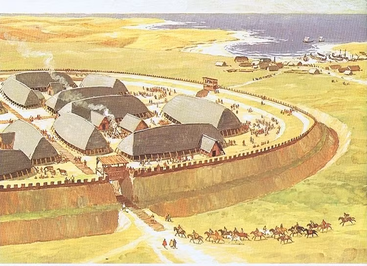 Nhiều pháo đài đã được phát hiện ở Đan Mạch. Một số thành lũy vòng tròn Viking nổi tiếng gồm Trelleborg, Aggersborg, Fyrkat và Nonnebakken. Các địa điểm này nằm ở những vị trí chiến lược, thường gần các tuyến đường thủy quan trọng hoặc trung tâm quyền lực của vương quốc Đan Mạch thời đó. Ảnh: Pinterest.