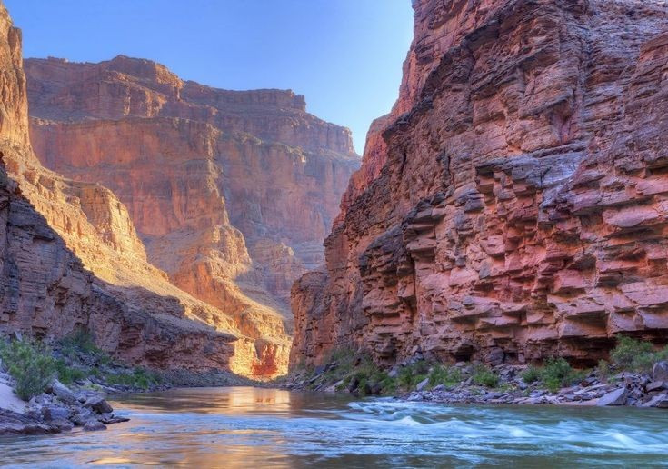 Di sản Thế giới của UNESCO. Tổ chức UNESCO công nhận Grand Canyon năm 1979 nhờ giá trị khoa học, địa chất và cảnh quan nổi bật toàn cầu. Ảnh: Pinterest.