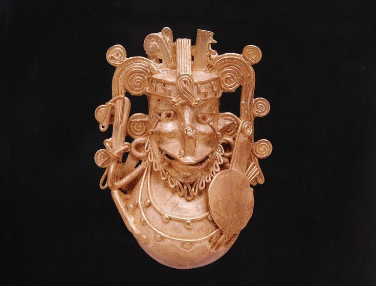 Kỹ nghệ kim loại bậc thầy. Các nghệ nhân Mixtec nổi tiếng với đồ trang sức vàng tinh xảo bậc nhất trong số các nền văn minh bản địa châu Mỹ. Ảnh: Pinterest.