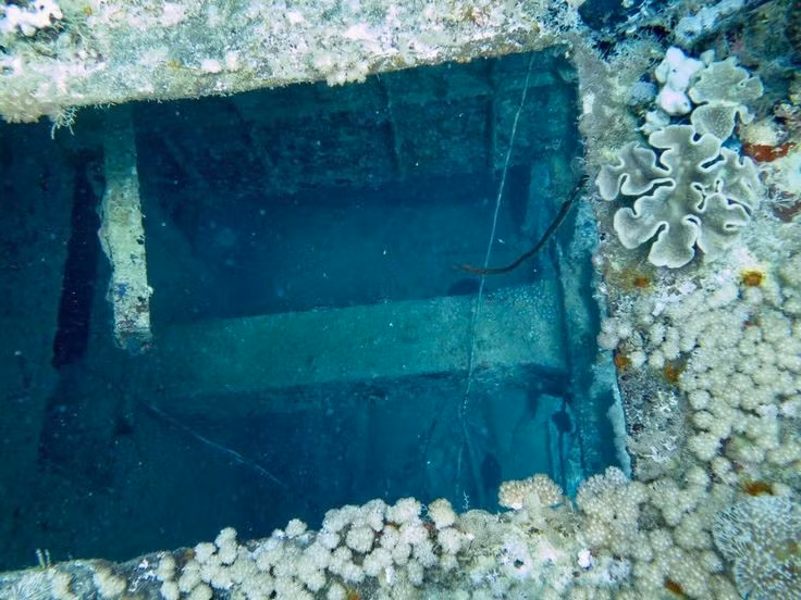 Chịu đe dọa từ biến đổi khí hậu. Mực nước biển dâng và hoạt động con người đang gây nguy cơ xâm hại di tích quý giá này. Ảnh: Pinterest.