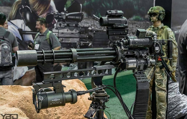 Là tiền thân của súng máy hiện đại. Nhiều nguyên lý của Gatling vẫn được áp dụng đến ngày nay. Ảnh: Pinterest.