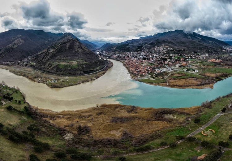 Di sản Thế giới được UNESCO công nhận. Năm 1994, các công trình tôn giáo lịch sử tại Mtskheta được UNESCO ghi danh là Di sản Thế giới nhờ giá trị kiến trúc và vai trò trong sự phát triển của Kitô giáo tại vùng Kavkaz. Ảnh: Pinterest.