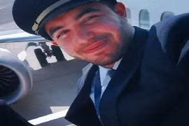 Cơ phó Flydubai dùng rìu để tấn công cơ trưởng trong buồng lái