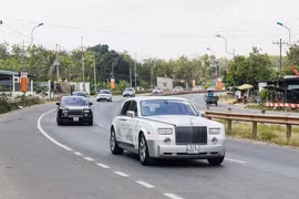 Dàn ôtô trị giá cả trăm tỷ đồng của "Qua" Vũ xuyên Việt hàng nghìn km