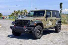 "Soi" chi tiết Jeep Wrangler 2026 bản Rubicon 5 cửa vừa lộ diện tại Việt Nam