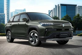Ra mắt Suzuki Across 2026 giá rẻ - SUV cỡ B "đàn em" Toyota Wildlander 