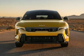 Ra mắt Kia K4 Hatchback 2026 - thiết kế thể thao, mở bán từ 649 triệu đồng