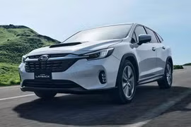 Subaru Levorg Layback Hybrid 2026 ra mắt, giá từ 726 triệu đồng