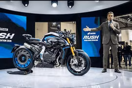 Cận cảnh Rush Titanio - "quái thú naked-bike" đắt ngang ôtô Toyota Camry