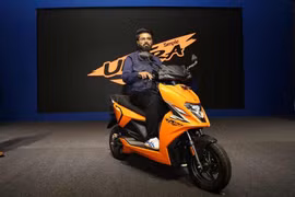 Simple Ultra 2026 vừa ra mắt - xe máy điện chạy tới 400 km/lần sạc