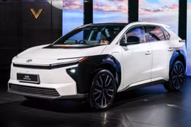 Toyota bZ4X 2026 mở bán từ 1,45 tỷ đồng tại Đông Nam Á, chờ về Việt Nam