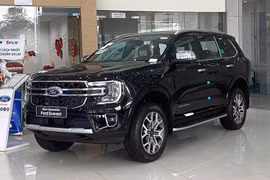 Ford Everest động cơ xăng EcoBoost 2.3l sắp bán tại Việt Nam lộ diện