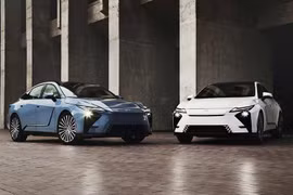 Lexus ES 2026 sắp ra mắt Việt Nam, giá dự kiến từ 2,36 tỷ, đấu BMW 5 Series