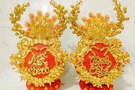 Dừa dát vàng hút khách trước Tết Bính Ngọ 2026