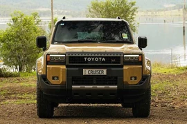 Ra mắt SUV địa hình Tyota Land Cruiser Prado Altitude từ 1,69 tỷ đồng